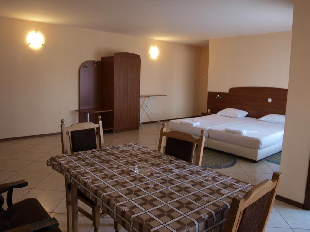 Guestrooms Hema Sozopol Bagian luar foto